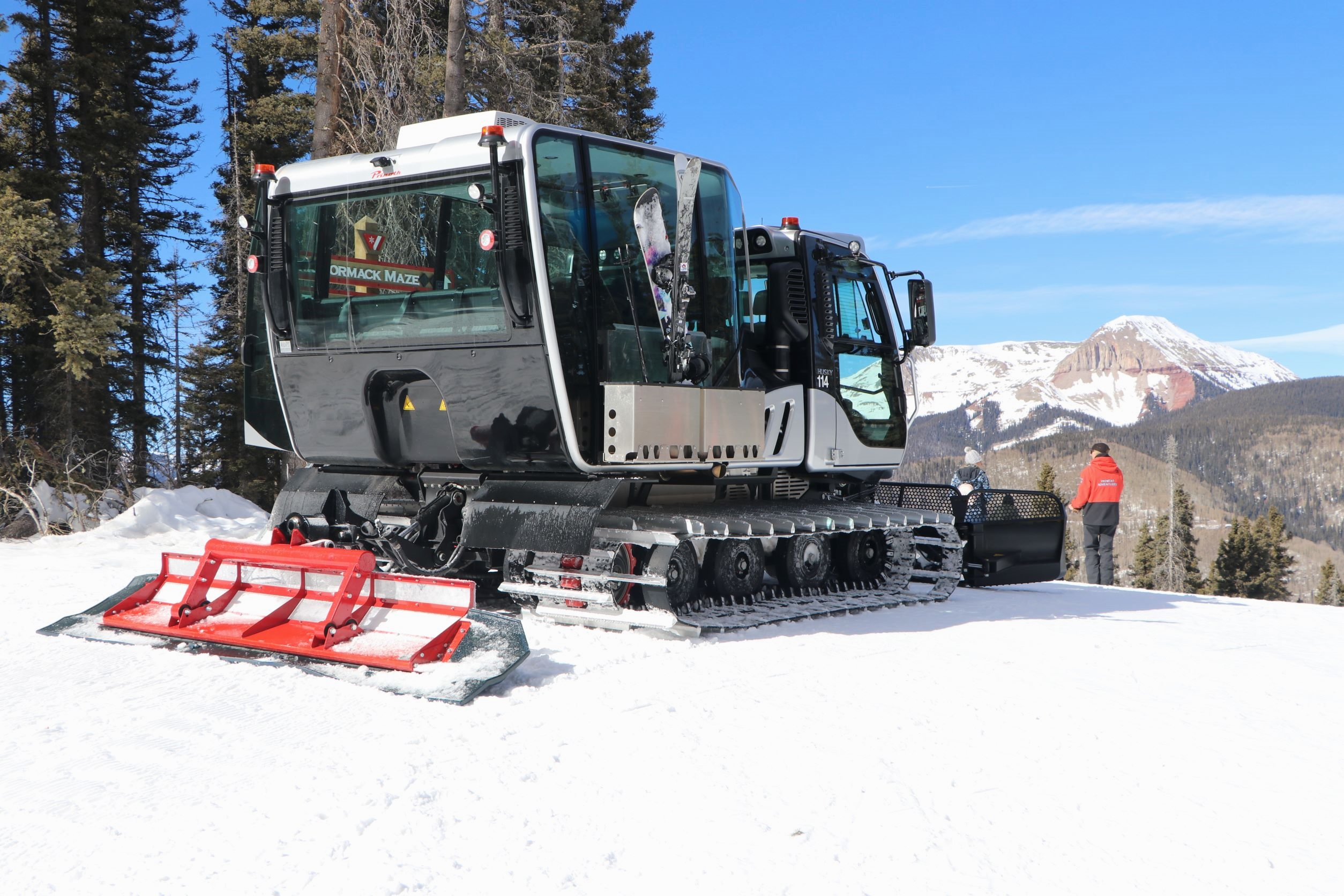 雪上運搬車 - Prinoth