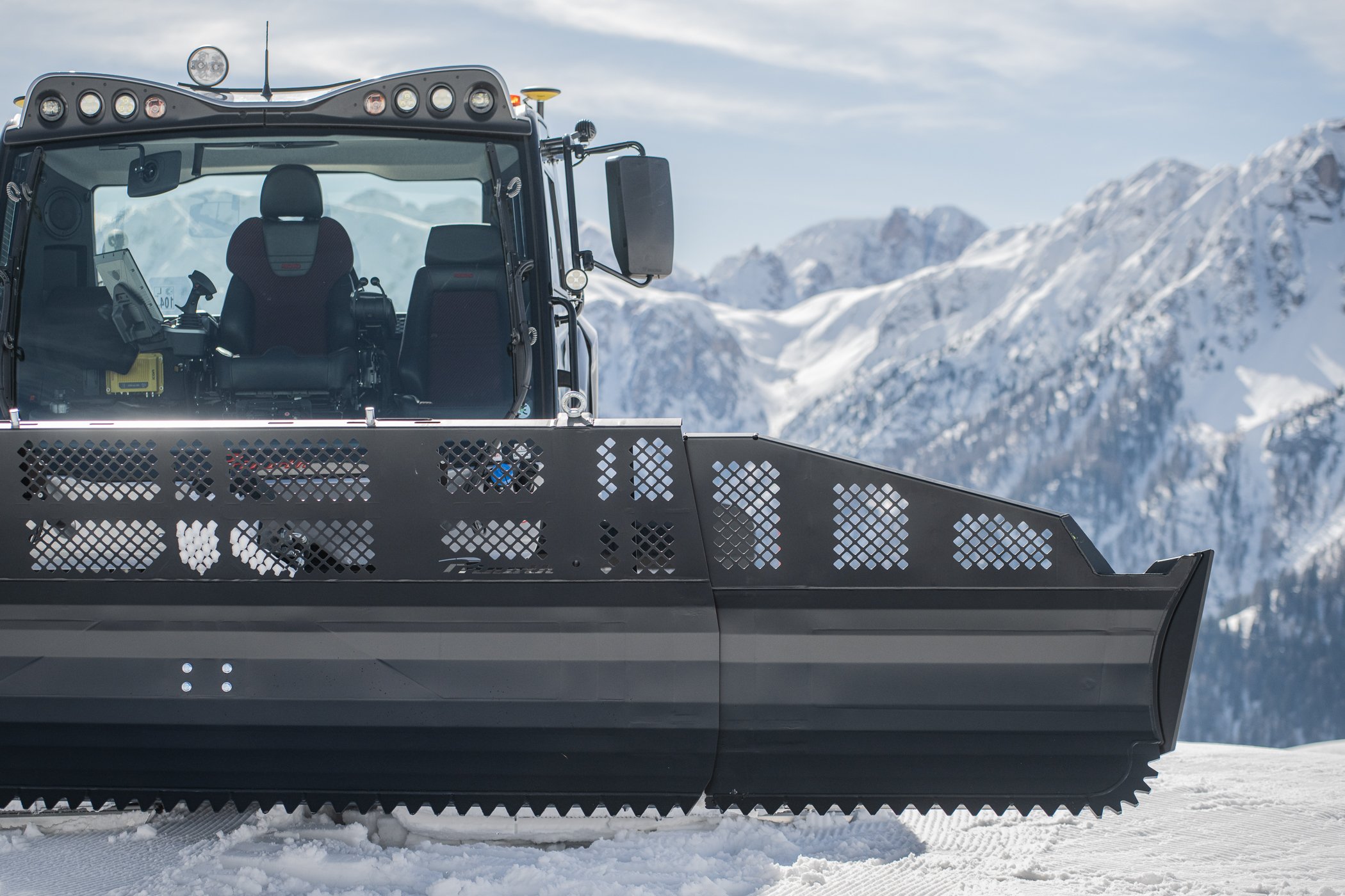 Your companion in park construction: X Blade Your companion in park construction: X Blade