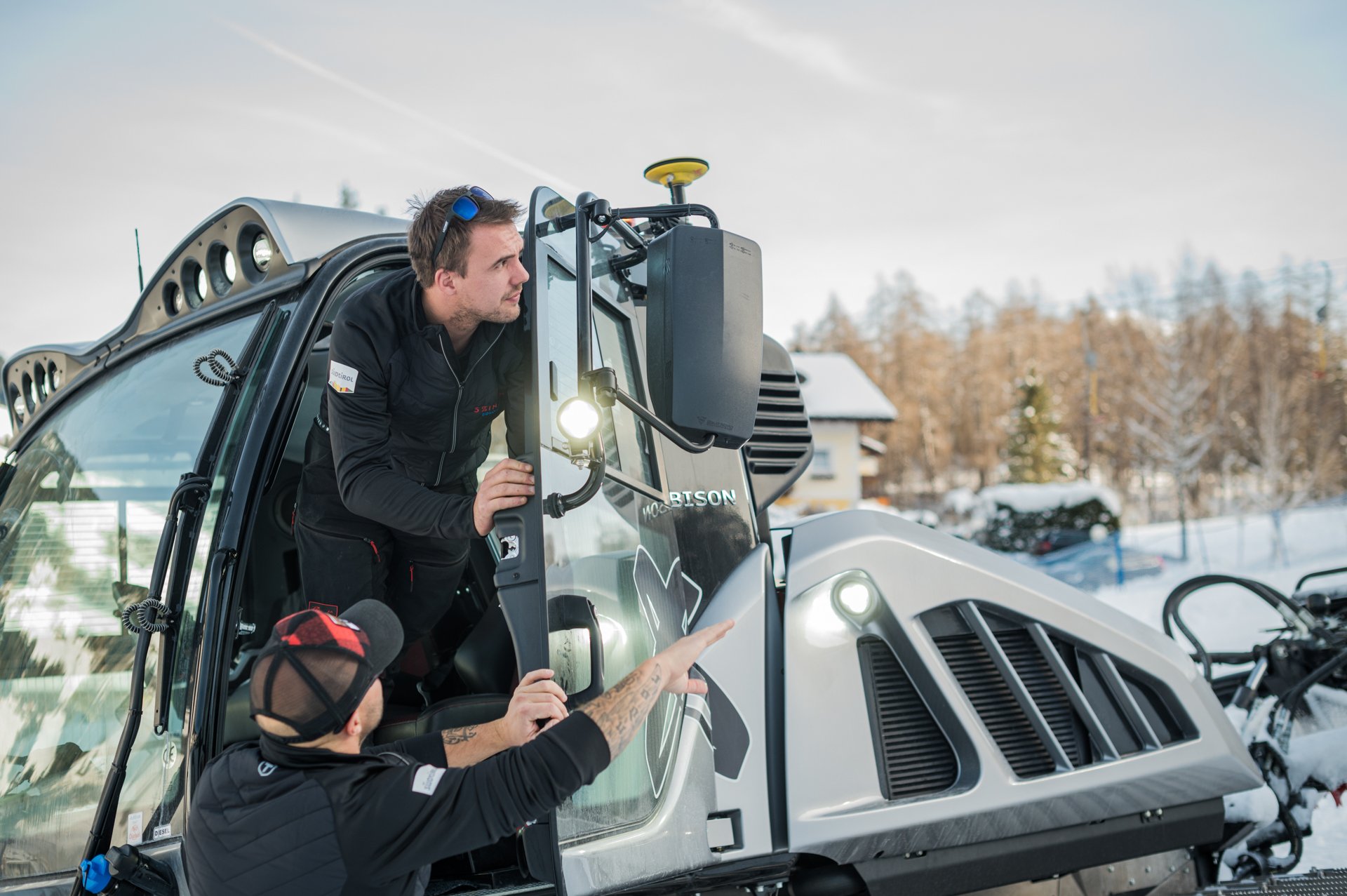 Des solutions sur mesure pour des pistes parfaits Des solutions sur mesure pour des pistes parfaits